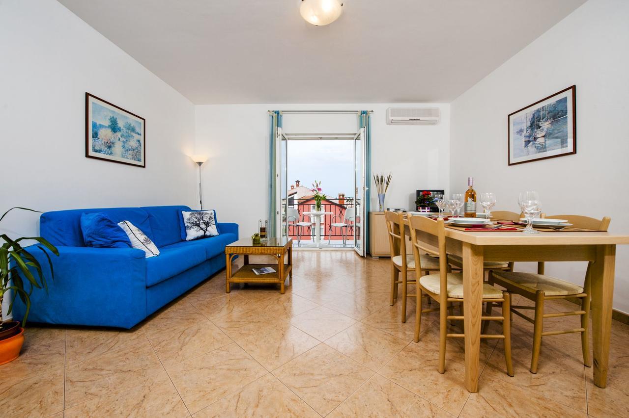 Apartments Bella Rovigno Esterno foto