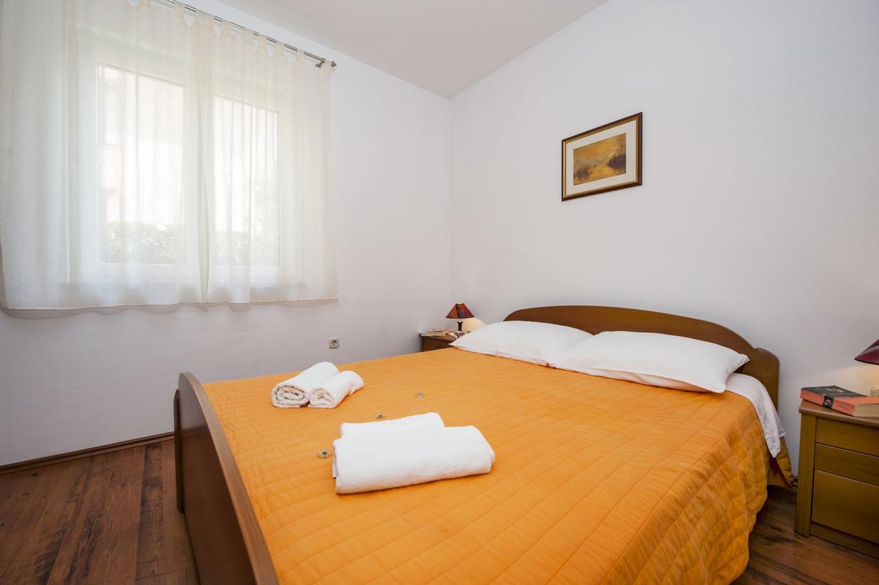 Apartments Bella Rovigno Esterno foto