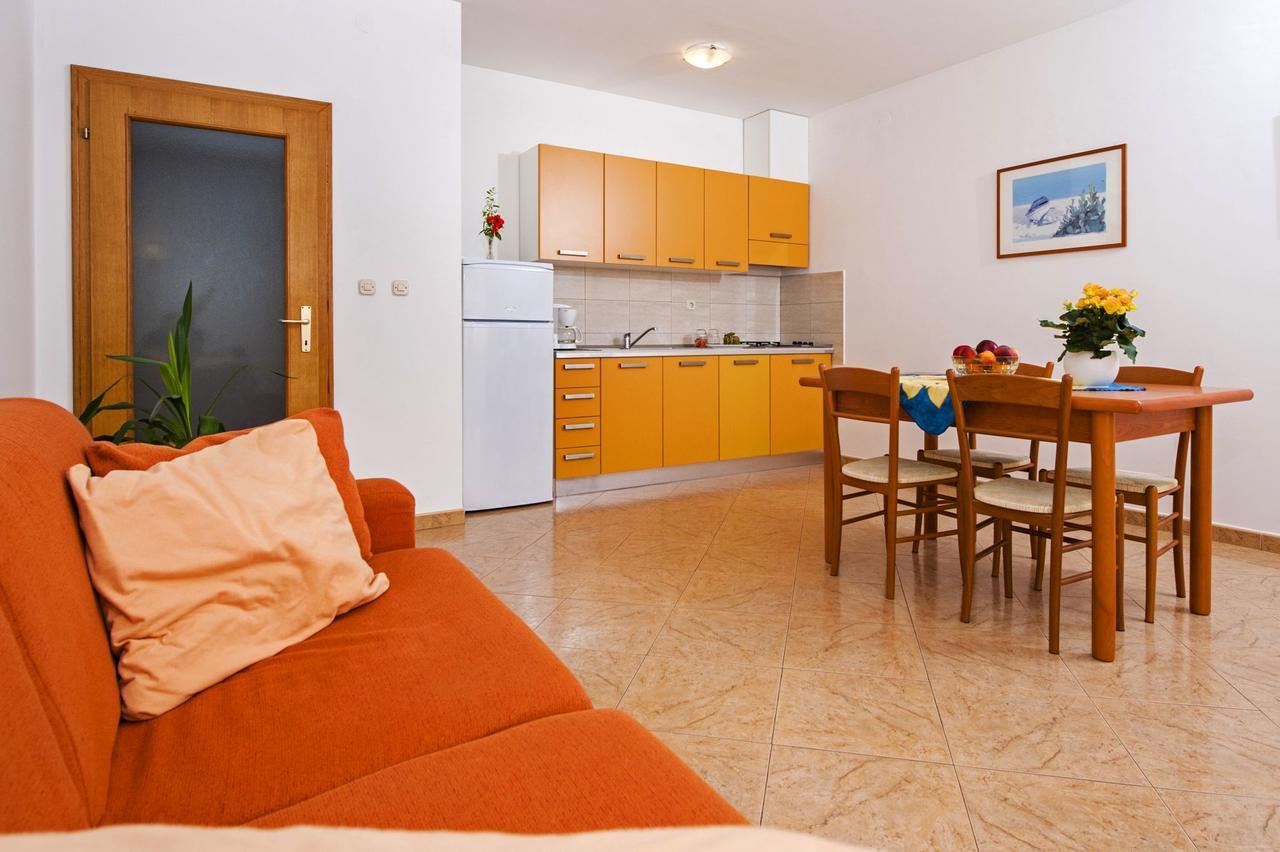 Apartments Bella Rovigno Esterno foto