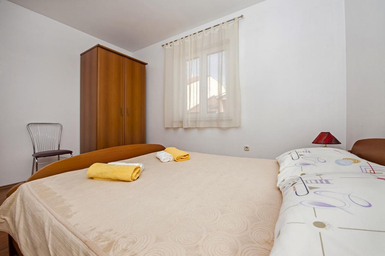 Apartments Bella Rovigno Esterno foto